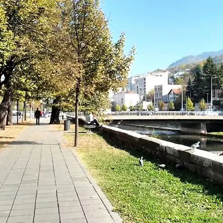 Zagrebacka Apartamento *